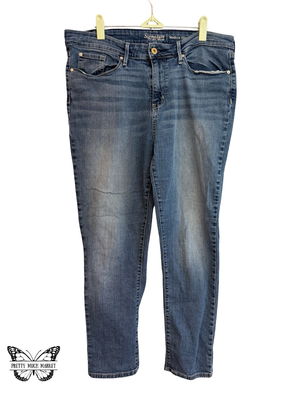Signature by Levi Strauss Women's Skinny Jeans in Blue Wash